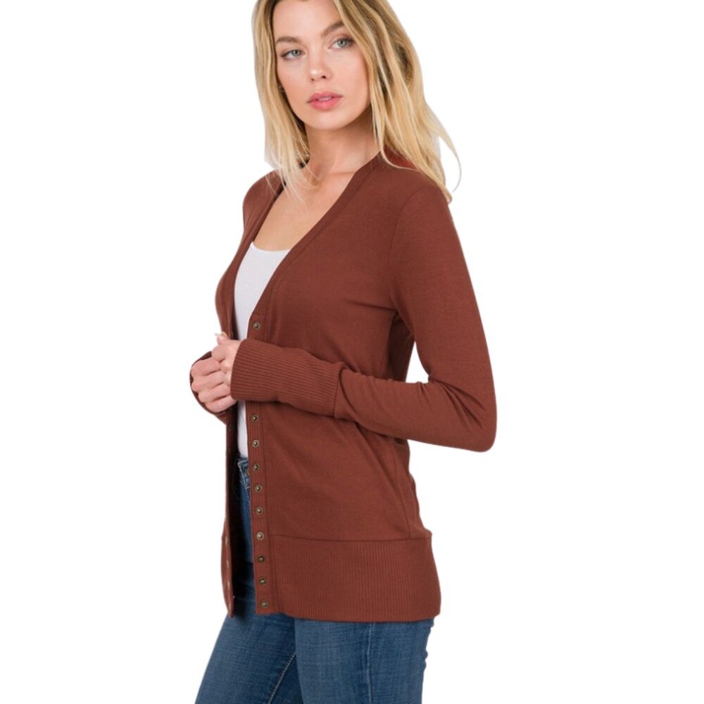 ✨5/$25✨Snap Sweater Cardigan in Dark Rust